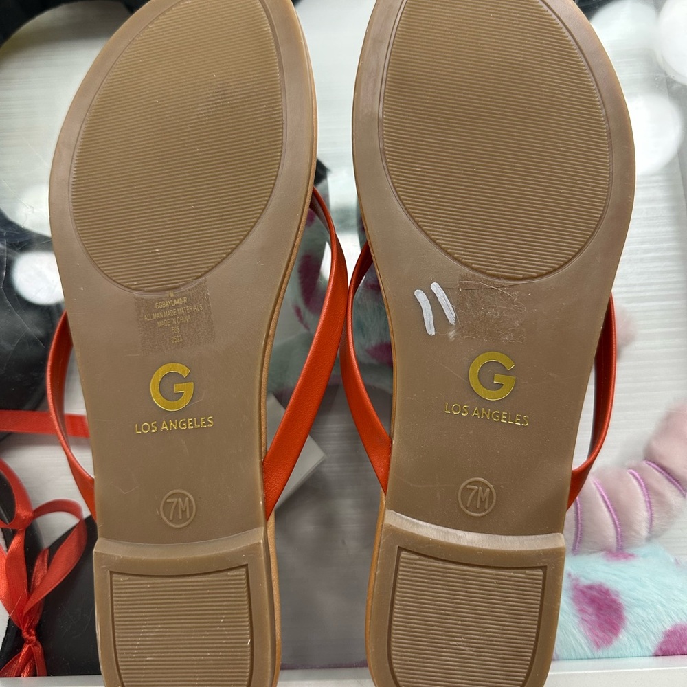 Sandals - Picture 4 of 4